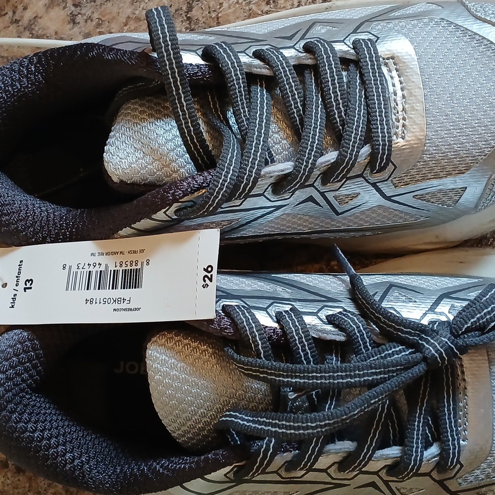 Kids shoes gray